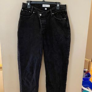 BNWOT Abercrombie curve love high rise dad jeans